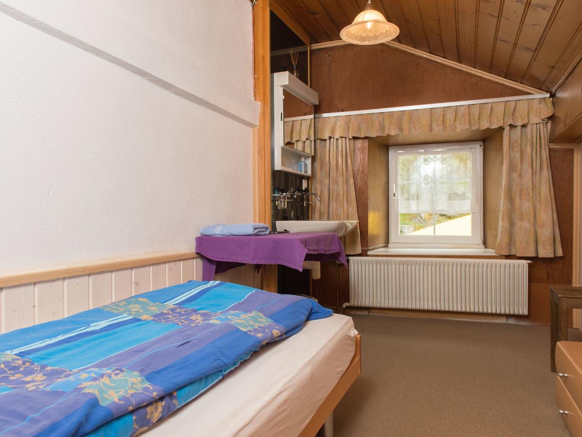 Gasthaus Pension Zum Turm Hospental Esterno foto